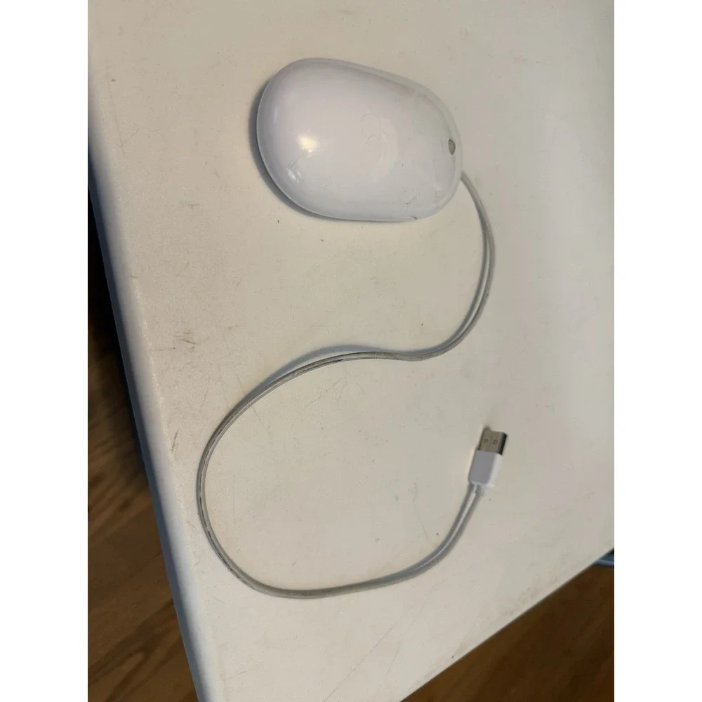 Mighty Mouse A1152 Genuine Apple USB Wired Optical Mouse